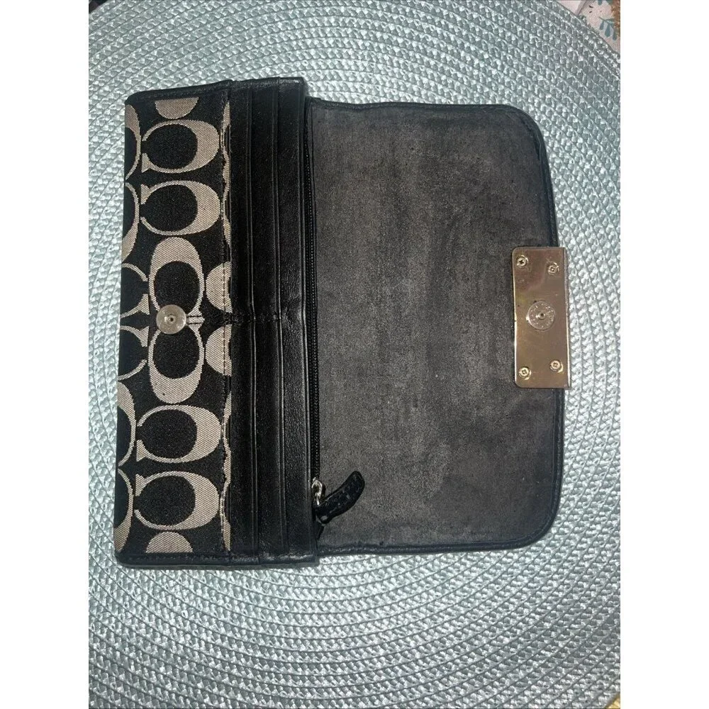 Coach Signature Long Black And Gray Wallet